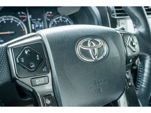 Used 2024 Toyota 4Runner TRD Off-Road Premium image 29