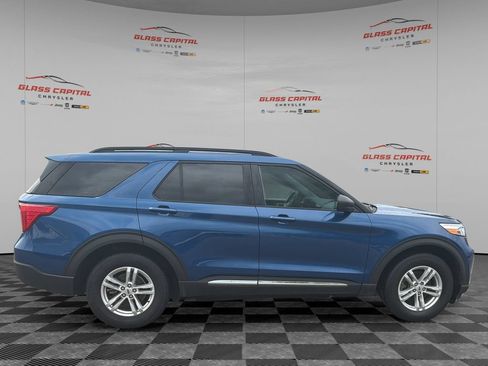 Used 2020 Ford Explorer XLT w/ Equipment Group 202A AWD/4WD image 8
