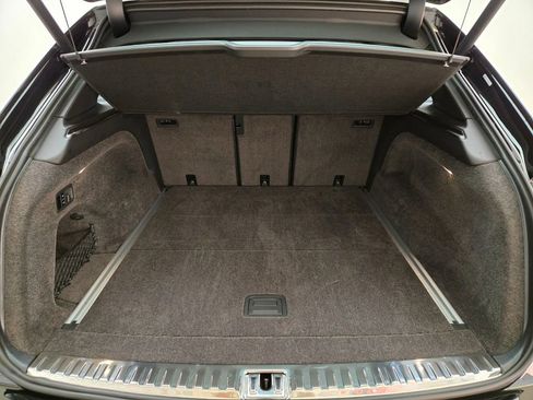 New 2025 Bentley Bentayga AWD/4WD image 25