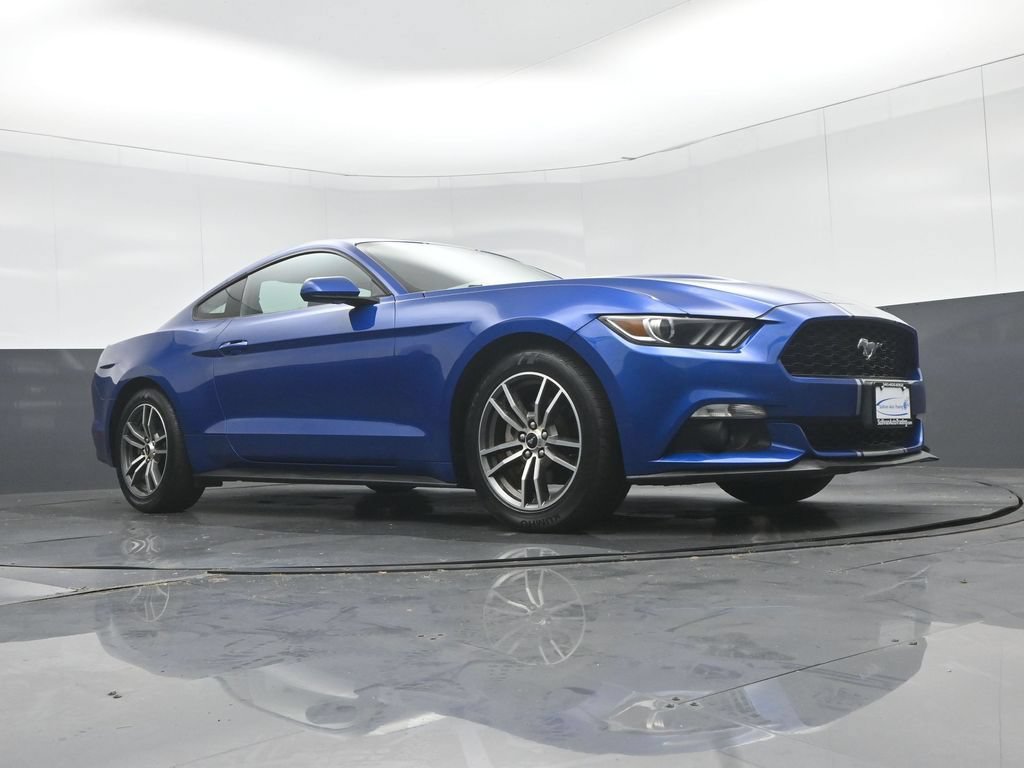 Used 2017 Ford Mustang Coupe RWD image 44