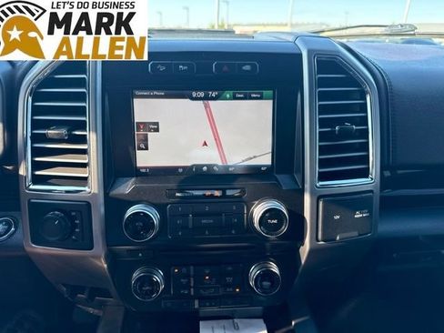 Used 2015 Ford F150 Platinum w/ Equipment Group 701A Luxury AWD/4WD image 10