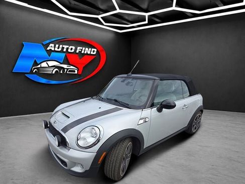 Used 2012 MINI Cooper S w/ Technology Pkg FWD image 1