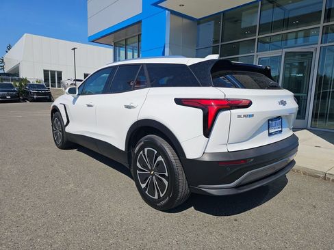 Used 2024 Chevrolet Blazer EV LT AWD/4WD image 5