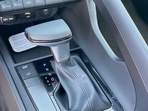 New 2026 Hyundai Elantra Sport FWD image 11