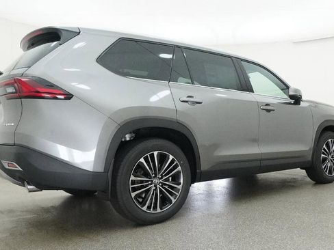 New 2026 Toyota Grand Highlander AWD Hybrid image 47