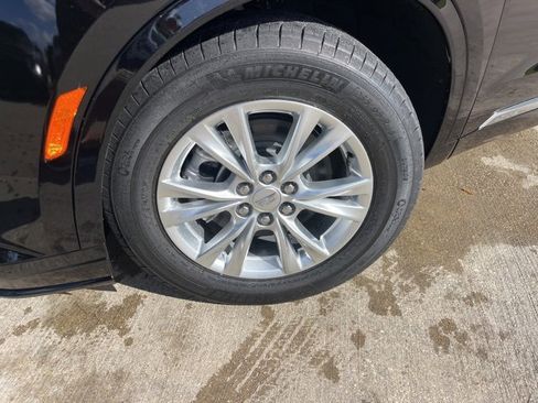 New 2025 Cadillac XT6 Luxury image 42