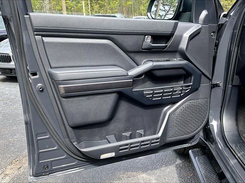 Used 2025 Toyota 4Runner SR5 image 23