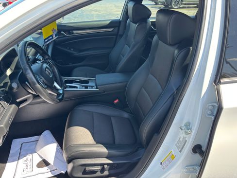 Certified 2022 Honda Accord Sport image 9