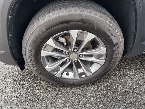 Used 2025 Chevrolet Equinox LT image 23