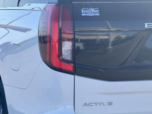 New 2026 Ford Expedition Max Active RWD image 9