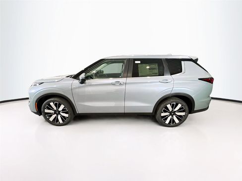 New 2026 Mitsubishi Outlander SE FWD image 27