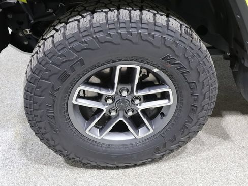 Certified 2023 Jeep Gladiator Mojave w/ Cold Weather Group AWD/4WD image 10