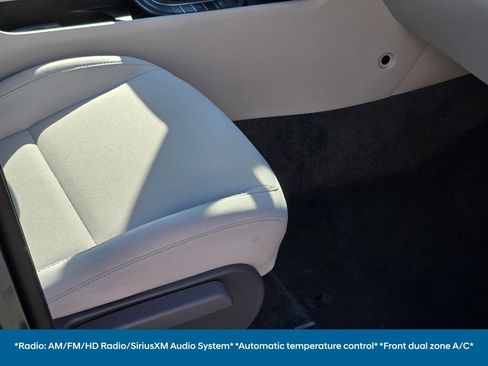 Certified 2025 Hyundai Kona SEL image 10