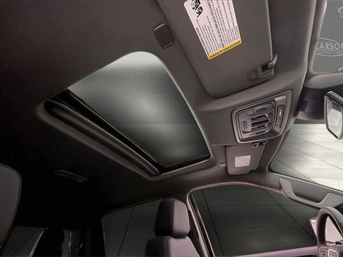 New 2026 GMC Sierra 1500 SLT w/ SLT Premium Package image 10