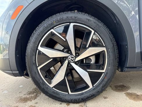 Used 2023 Volkswagen ID.4 Pro S AWD/4WD image 28