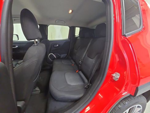 Used 2015 Jeep Renegade Latitude w/ Cold Weather Group AWD/4WD image 33