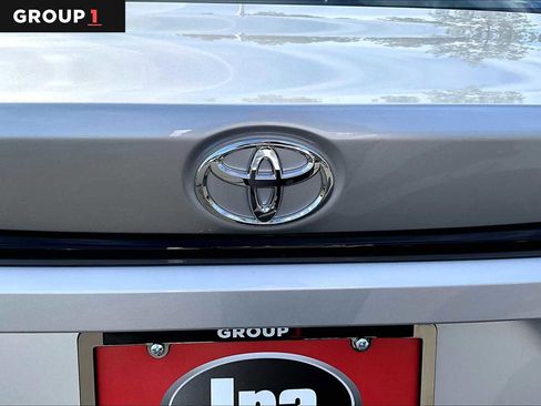 Used 2025 Toyota Corolla LE image 15
