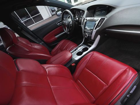Used 2019 Acura TLX V6 w/ Technology & A-SPEC Pkg AWD/4WD image 41