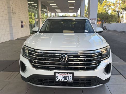 Used 2024 Volkswagen Atlas SEL AWD/4WD image 8
