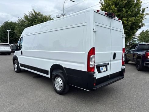 Used 2023 RAM ProMaster 3500 FWD image 3
