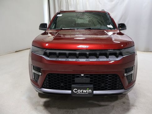 New 2026 Jeep Grand Wagoneer L Limited AWD/4WD image 2