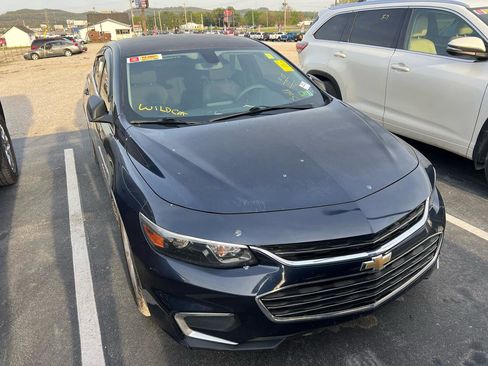 Used 2017 Chevrolet Malibu LS image 1