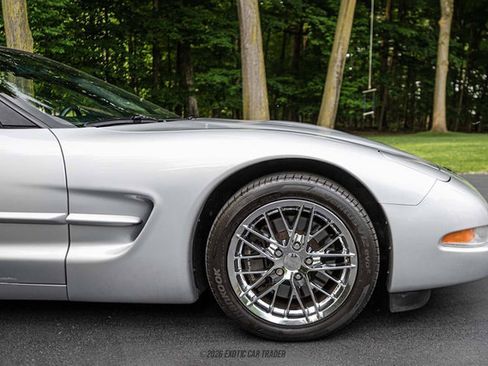 Used 1999 Chevrolet Corvette Coupe w/ Performance Handling Pkg RWD image 63