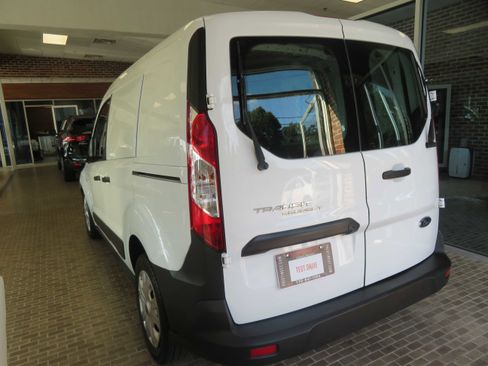 Used 2020 Ford Transit Connect XL image 6
