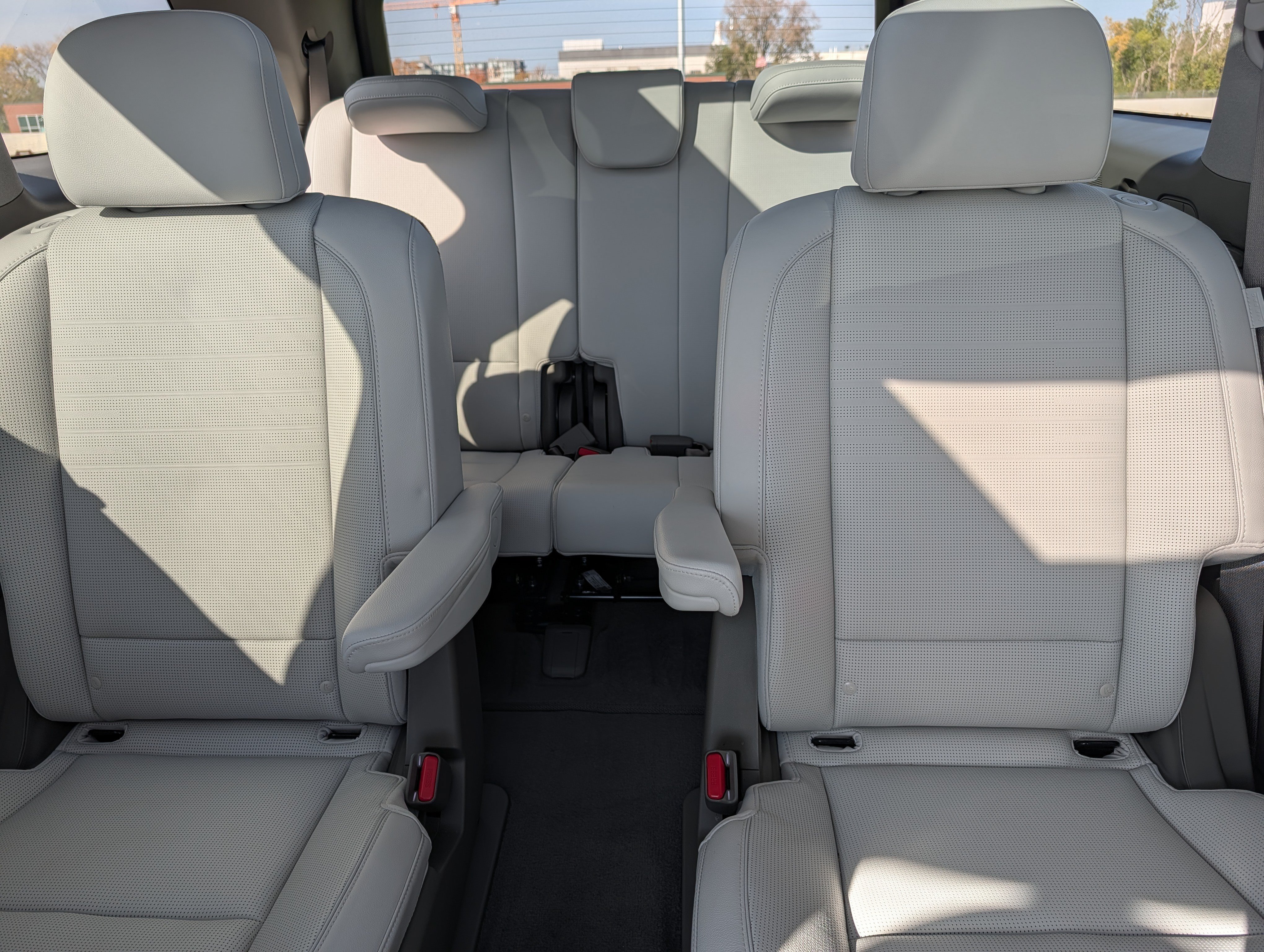 Used 2026 Hyundai Palisade Limited AWD/4WD image 13