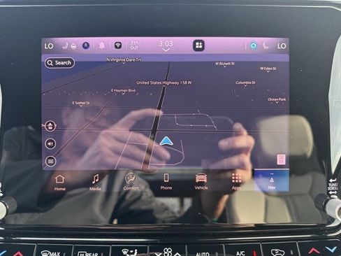 Certified 2025 Jeep Wagoneer Series III w/ Premium Group I image 38