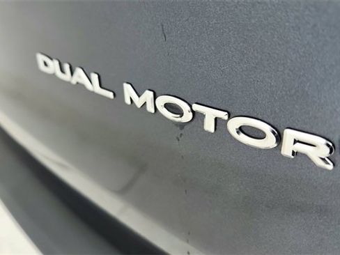 Used 2026 Tesla Model Y Long Range image 17