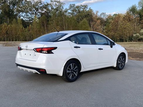 Used 2025 Nissan Versa S w/ S Plus Package image 7