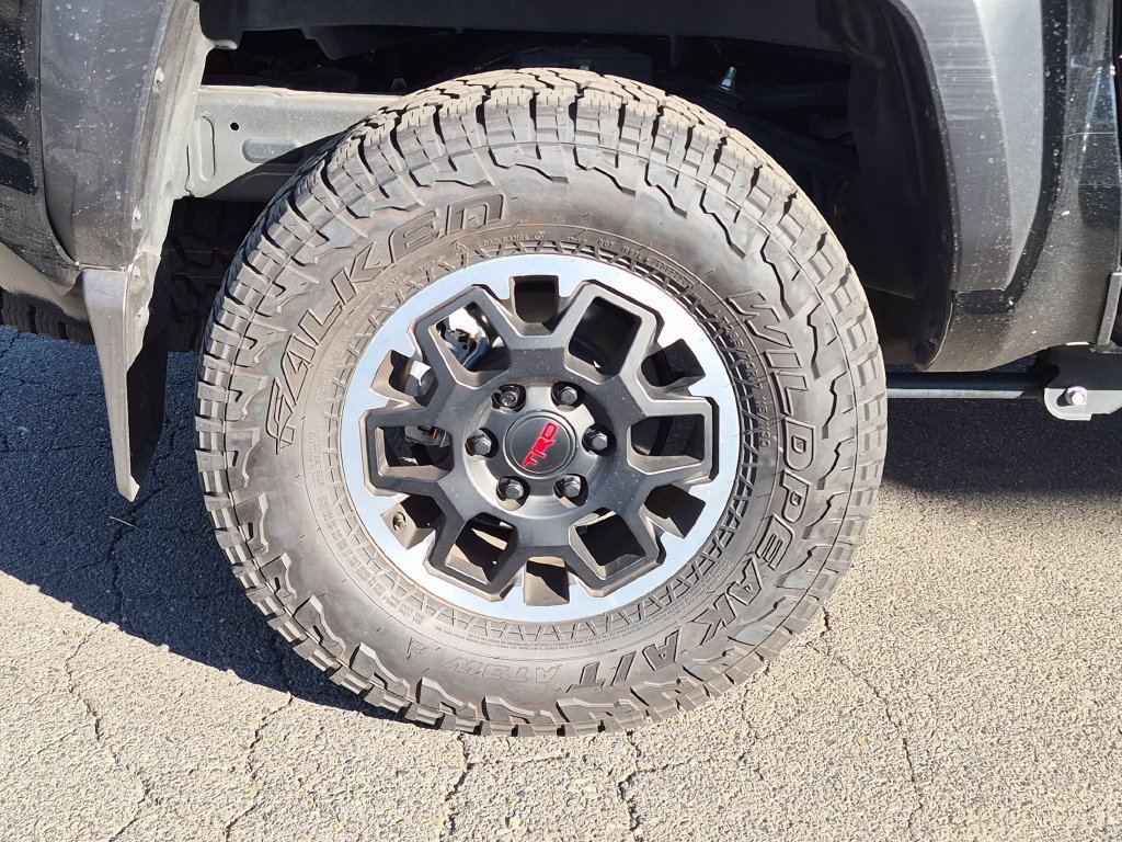 Used 2026 Toyota Tacoma TRD Off-Road AWD/4WD image 8