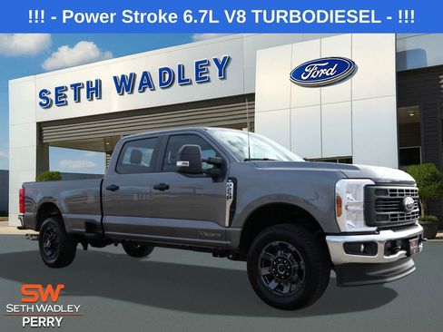 Used 2025 Ford F250 XL w/ FX4 Off-Road Package image 1