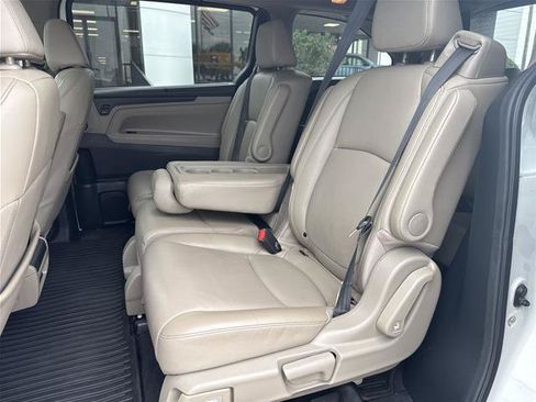 Used 2023 Honda Odyssey EX-L image 4