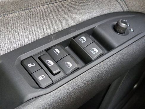 New 2026 Jeep Compass Latitude image 20