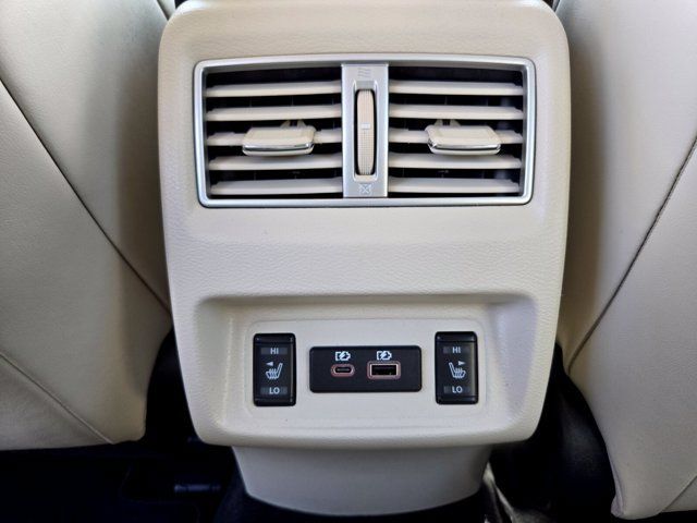 Used 2023 Nissan Maxima Platinum w/ Sport Mat Group FWD image 15