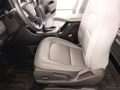 Used 2020 Chevrolet Colorado W/T RWD image 10