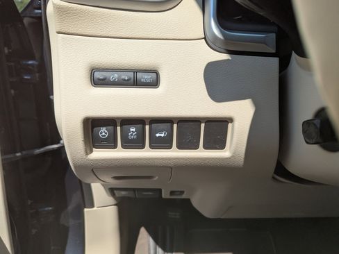 Used 2016 Nissan Murano Platinum w/ Platinum Technology Package image 14