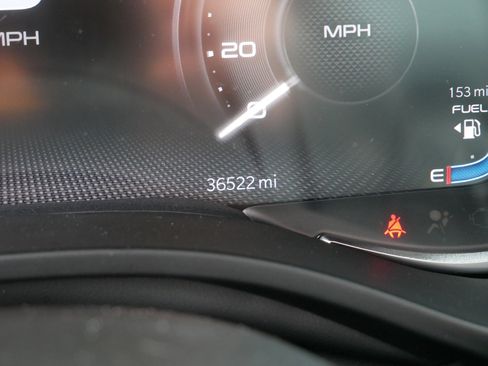 Used 2023 RAM 1500 Laramie AWD/4WD image 37