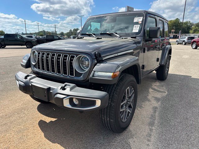 Used 2026 Jeep Wrangler Unlimited Sahara AWD/4WD image 1