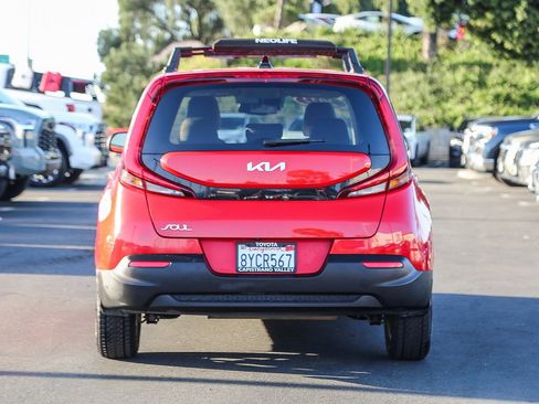 Used 2022 Kia Soul S image 5