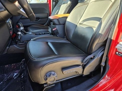 Used 2021 Jeep Gladiator Mojave AWD/4WD image 4