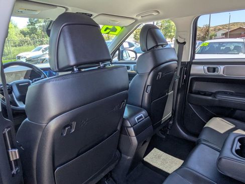 Certified 2025 Hyundai Santa Fe SEL FWD image 25