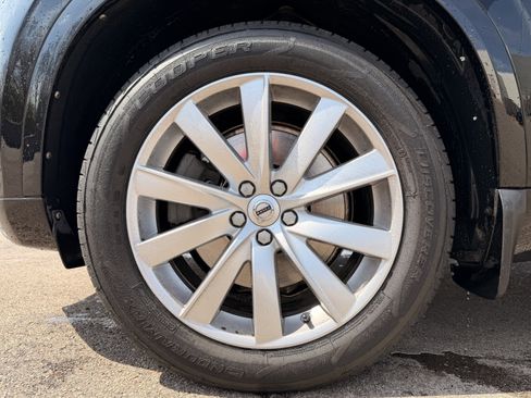 Used 2016 Volvo XC90 T6 Momentum w/ Momentum Plus Package AWD/4WD image 10