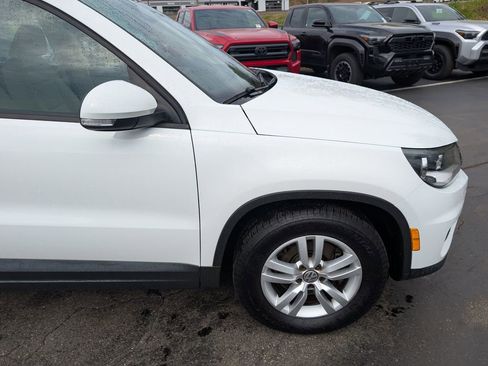 Used 2017 Volkswagen Tiguan S AWD/4WD image 10