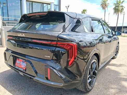 New 2026 Kia K4 GT-Line FWD image 4