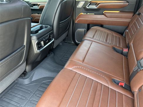 Used 2024 GMC Sierra 2500 Denali Ultimate w/ Max Trailering Package AWD/4WD image 31