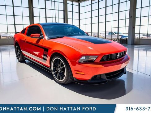 Used 2012 Ford Mustang Boss 302 w/ Boss 302 Accessory Pkg RWD image 32