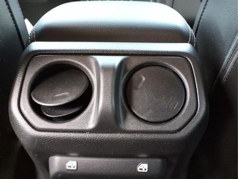 Used 2023 Jeep Wrangler Unlimited Sahara w/ Cold Weather Group AWD/4WD image 30